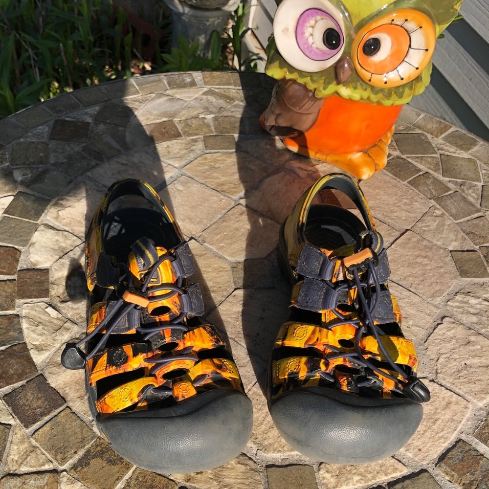 🦜Keen Orange Fire Flame Waterproof Rubber Sandals